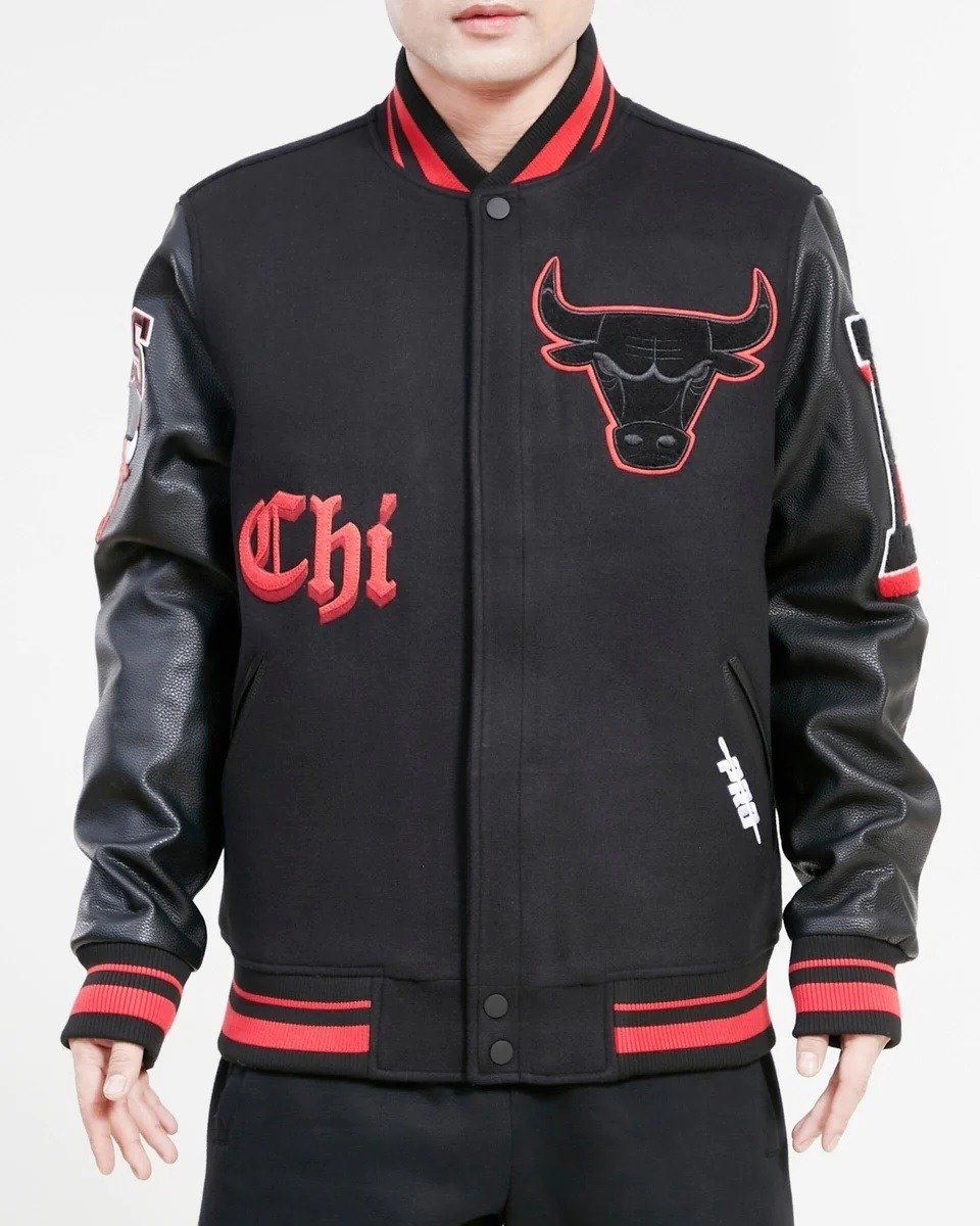 Chicago Bulls Old English Wool Varsity Jacket