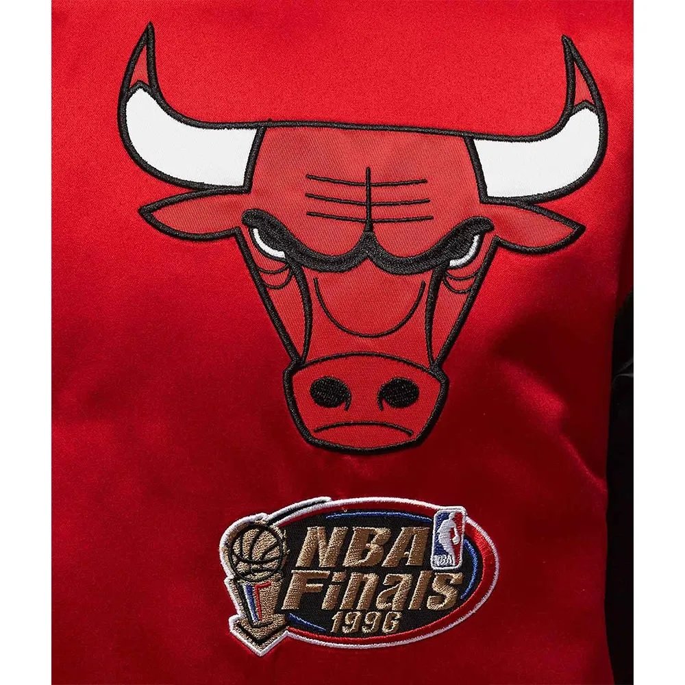 Red Chicago Bulls Heavyweight Full-Snap Varsity Satin Jacket